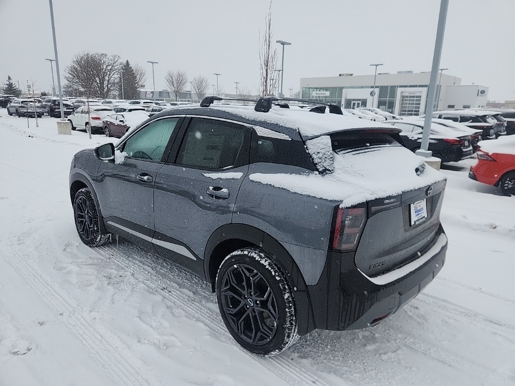New 2026 Nissan Kicks SR SUV