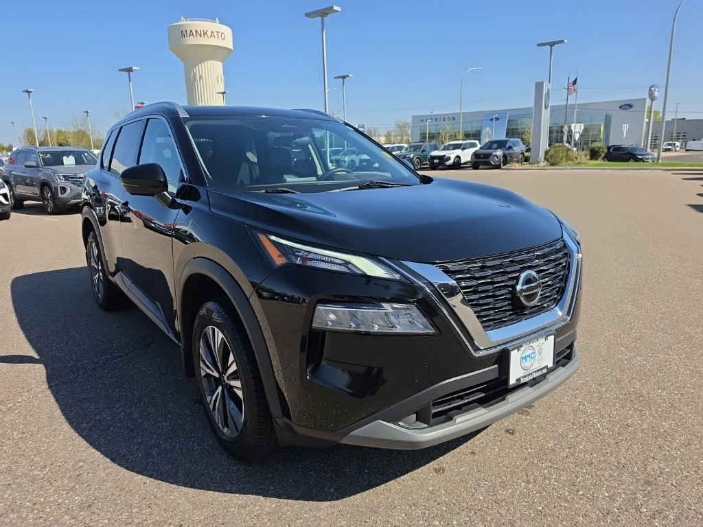 Used 2021 Nissan Rogue SV SUV