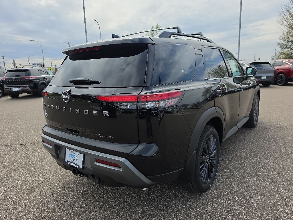 New 2026 Nissan Pathfinder SL SUV