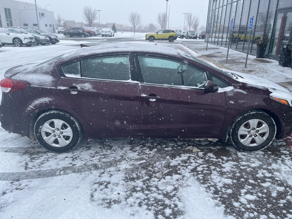 Used 2017 Kia Forte LX Sedan