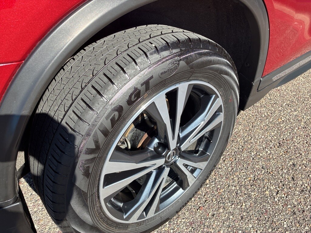 Used 2018 Nissan Rogue SL SUV