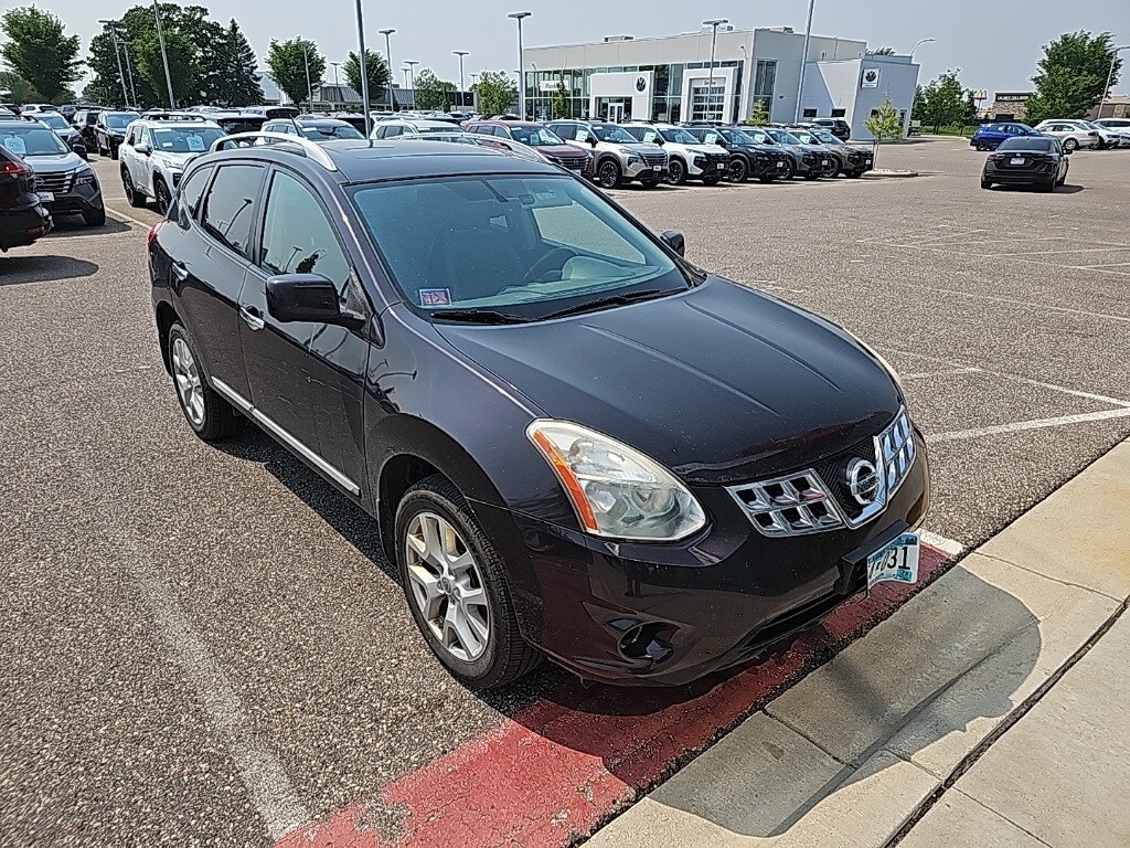 Used 2013 Nissan Rogue SV with VIN JN8AS5MV2DW656872 for sale in Mankato, Minnesota