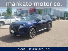 2026 Nissan Pathfinder Platinum SUV