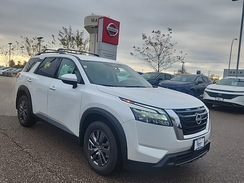 New 2025 Nissan Pathfinder SV SUV