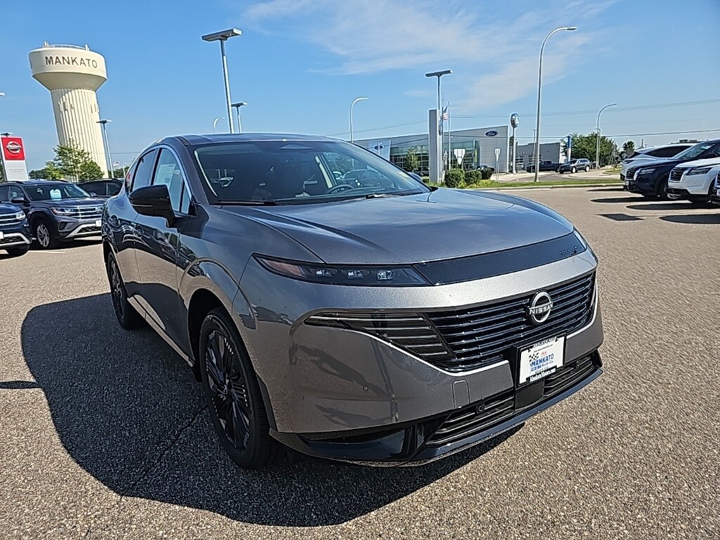 2025 Nissan Murano Platinum photo 2