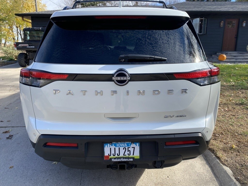 Used 2022 Nissan Pathfinder SV SUV