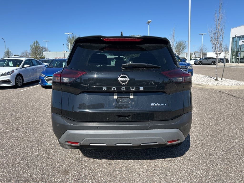 Used 2023 Nissan Rogue SV SUV