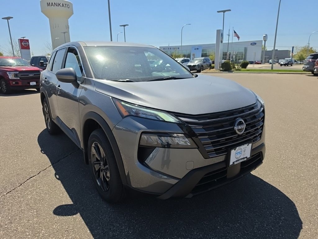 New 2026 Nissan Rogue SV SUV