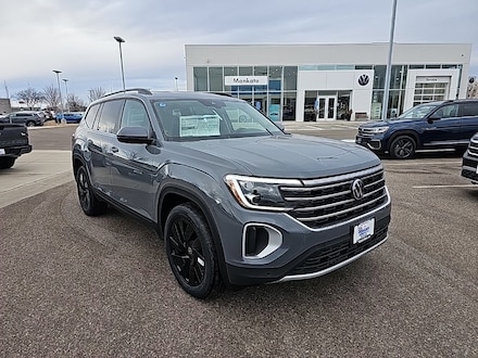 2025 Volkswagen Atlas 2.0T SE w/Technology SUV