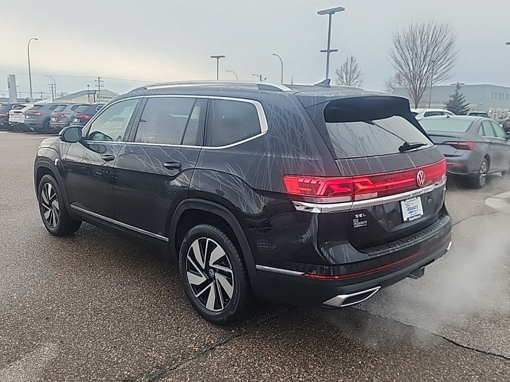 New 2026 Volkswagen Tiguan 2.0T SE R-Line Black SUV