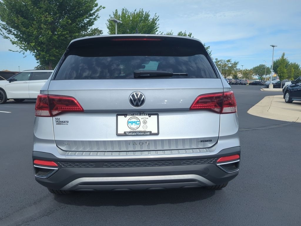 Used 2022 Volkswagen Taos 1.5T SE SUV