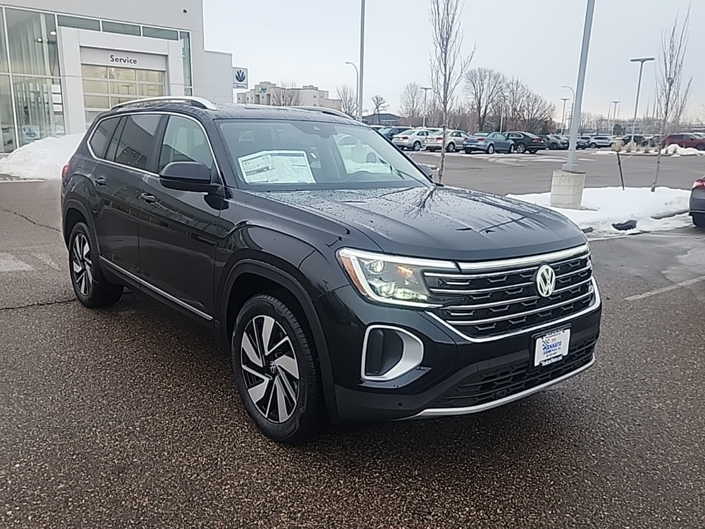 New 2026 Volkswagen Tiguan 2.0T SE R-Line Black SUV