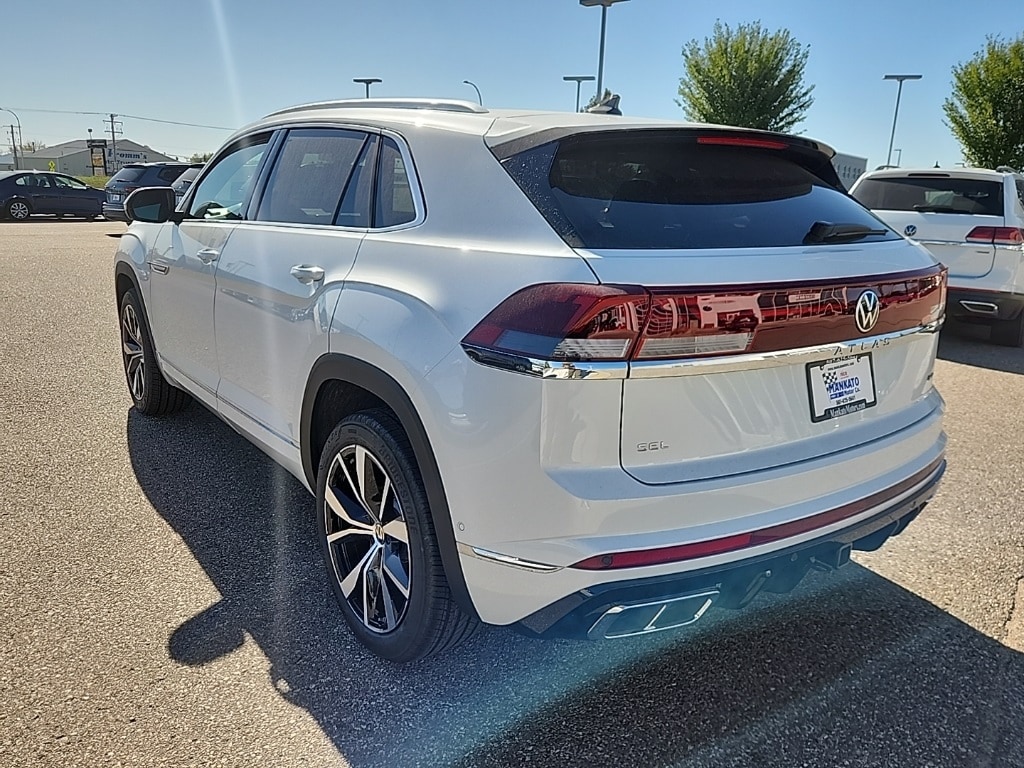 New 2026 Volkswagen Atlas Cross Sport 2.0T SEL Premium R-Line SUV