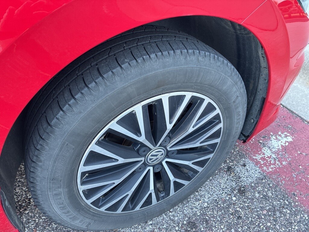 Used 2019 Volkswagen Jetta 1.4T SE Sedan