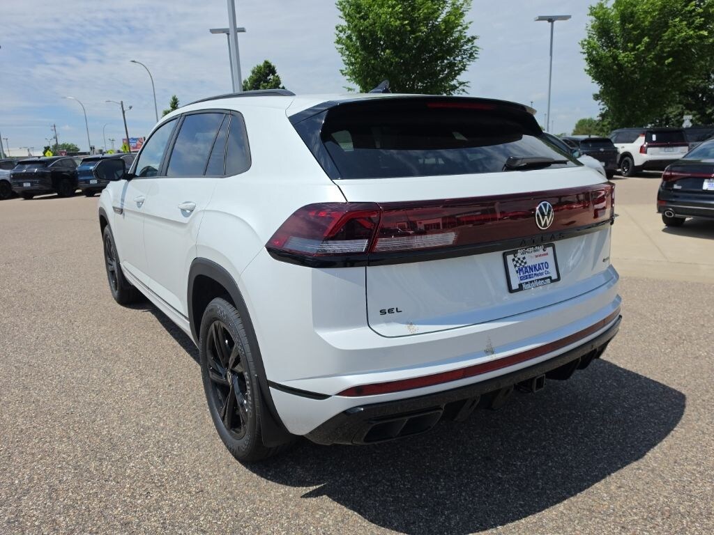 New 2026 Volkswagen Atlas Cross Sport 2.0T SEL R-Line Black SUV