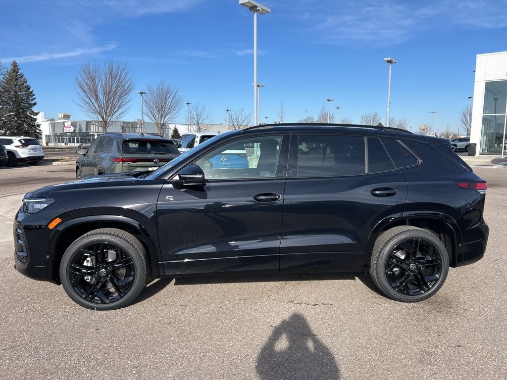 New 2026 Volkswagen Tiguan 2.0T SE R-Line Black SUV