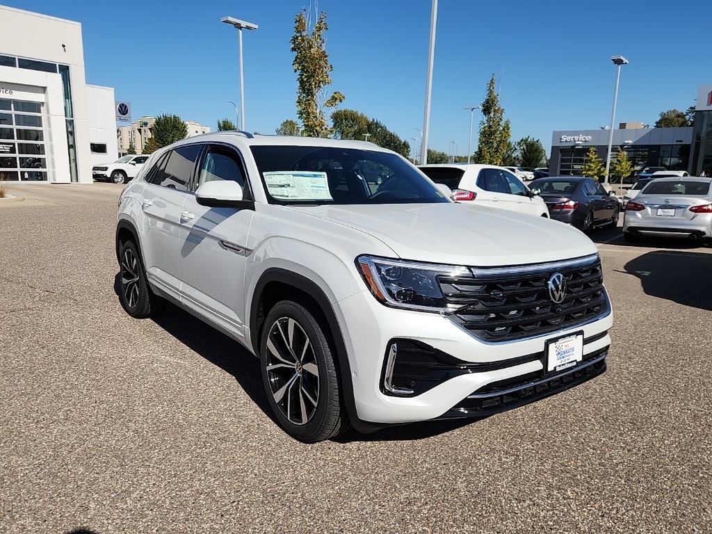 New 2026 Volkswagen Atlas Cross Sport 2.0T SEL Premium R-Line SUV