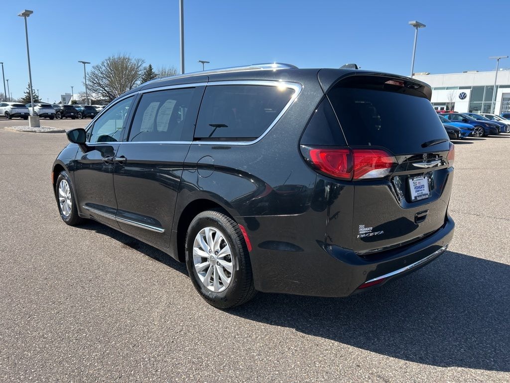 Used 2018 Chrysler Pacifica Touring L Plus Van