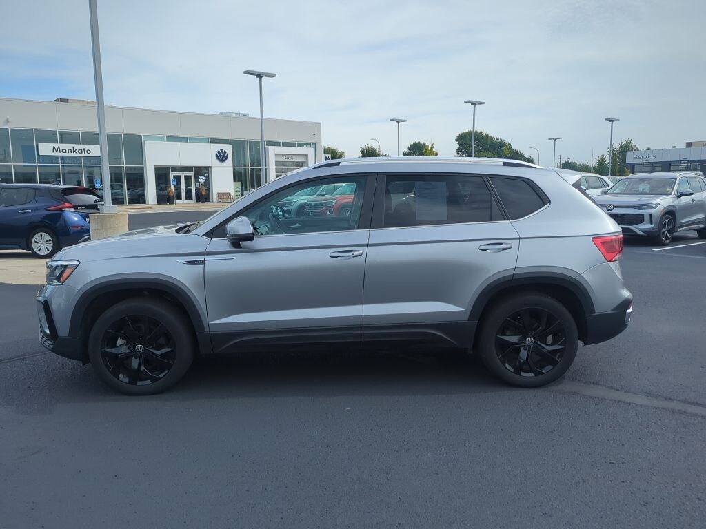 Used 2022 Volkswagen Taos 1.5T SE SUV