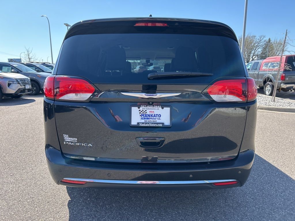 Used 2018 Chrysler Pacifica Touring L Plus Van