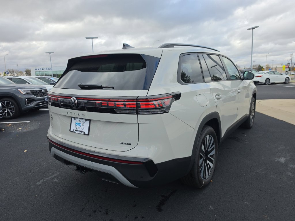 New 2027 Volkswagen Atlas SE w/Technology SUV
