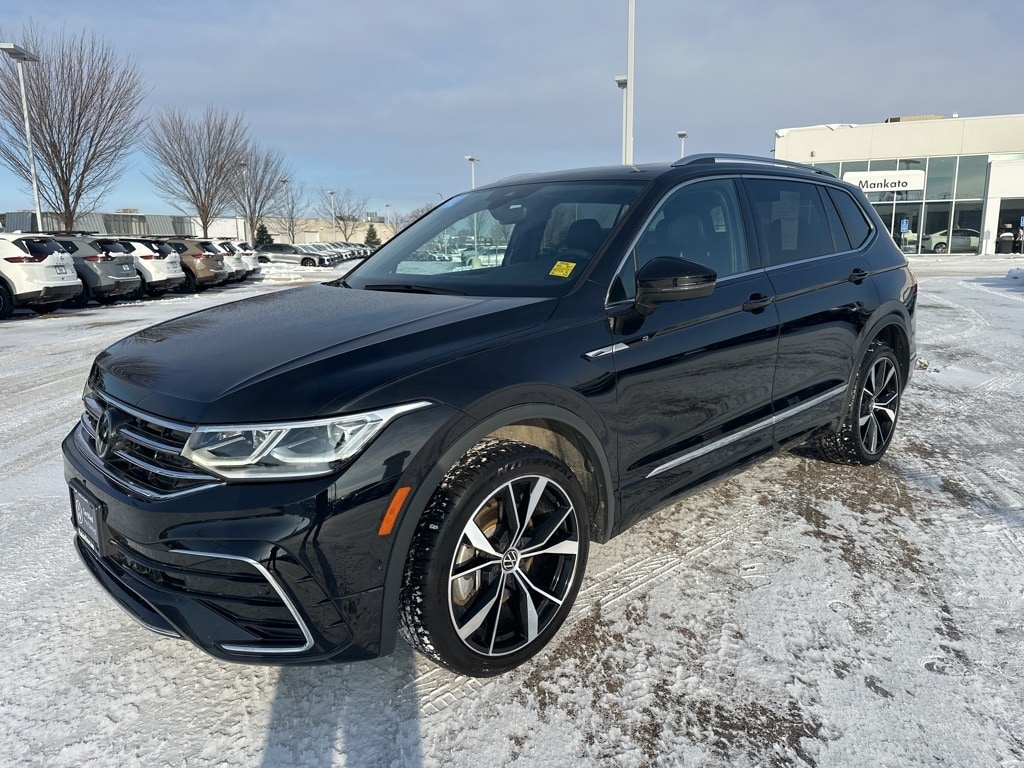 Certified 2022 Volkswagen Tiguan 2.0T SEL R-Line SUV