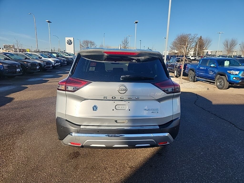 Used 2022 Nissan Rogue Platinum SUV