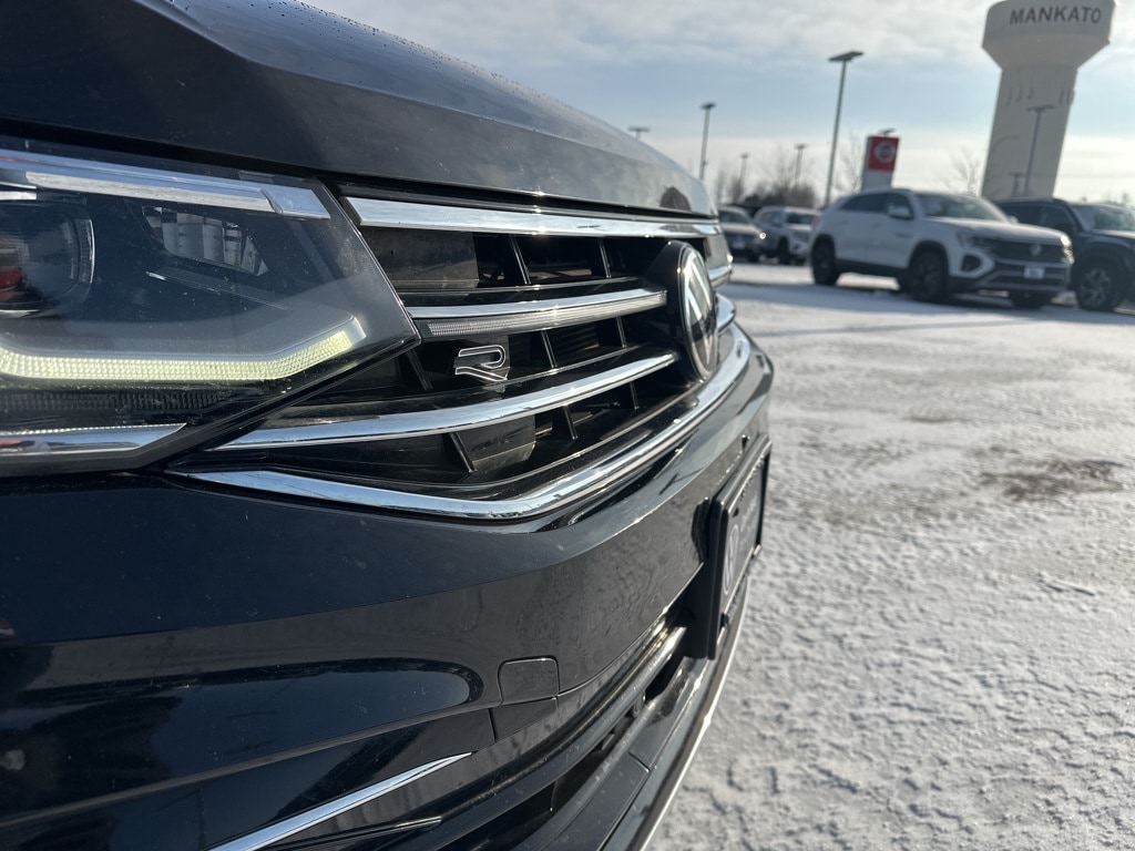 Certified 2022 Volkswagen Tiguan 2.0T SEL R-Line SUV
