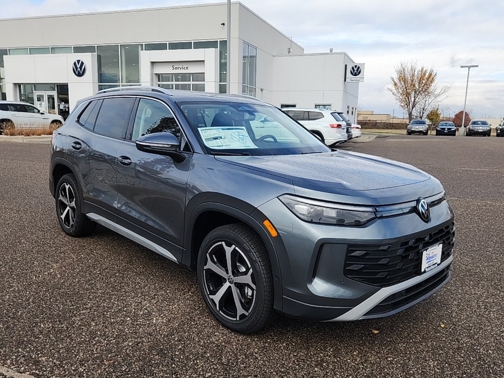 New 2026 Volkswagen Tiguan 2.0T SE SUV