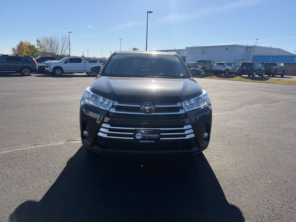Used 2017 Toyota Highlander XLE SUV