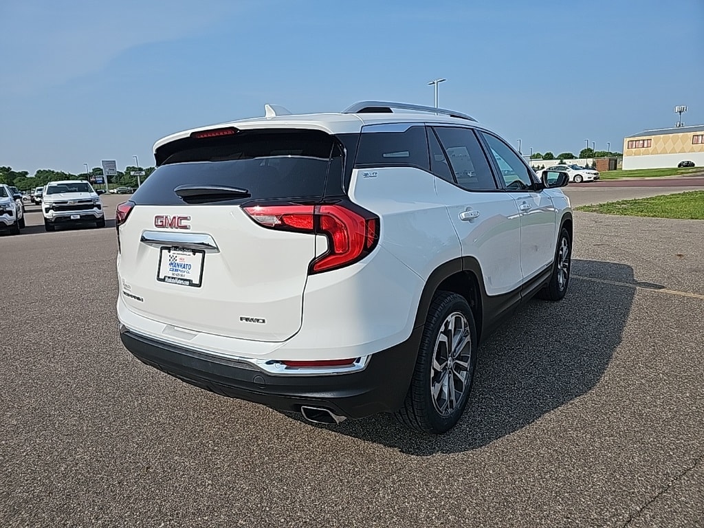 Used 2018 GMC Terrain SLT with VIN 3GKALVEX9JL301664 for sale in Mankato, Minnesota