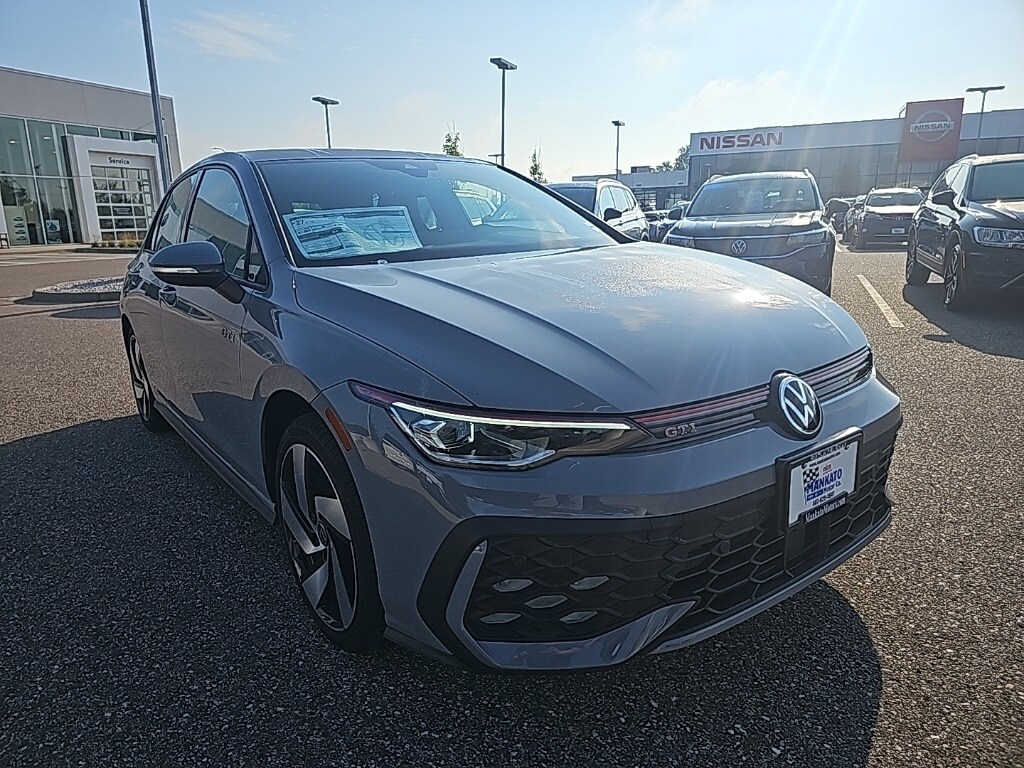 2025 Volkswagen Golf GTI S photo 4