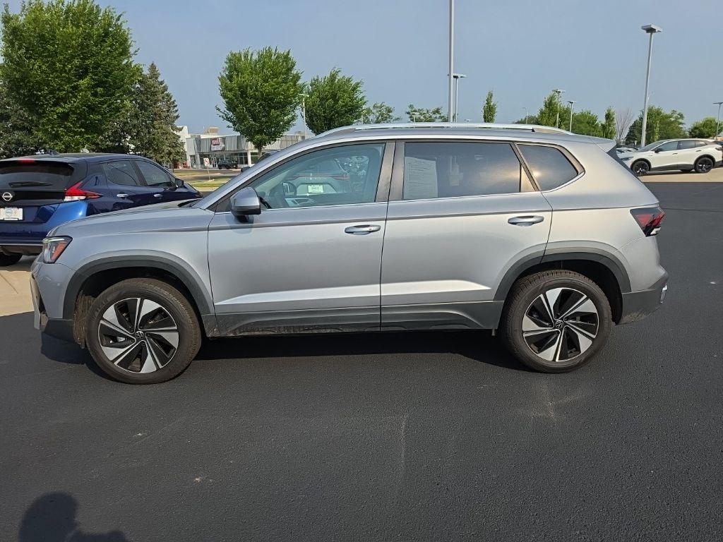 Used 2025 Volkswagen Taos 1.5T SE SUV