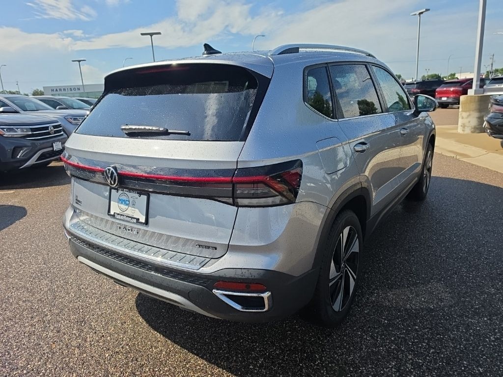 Certified 2025 Volkswagen Taos 1.5T SE SUV