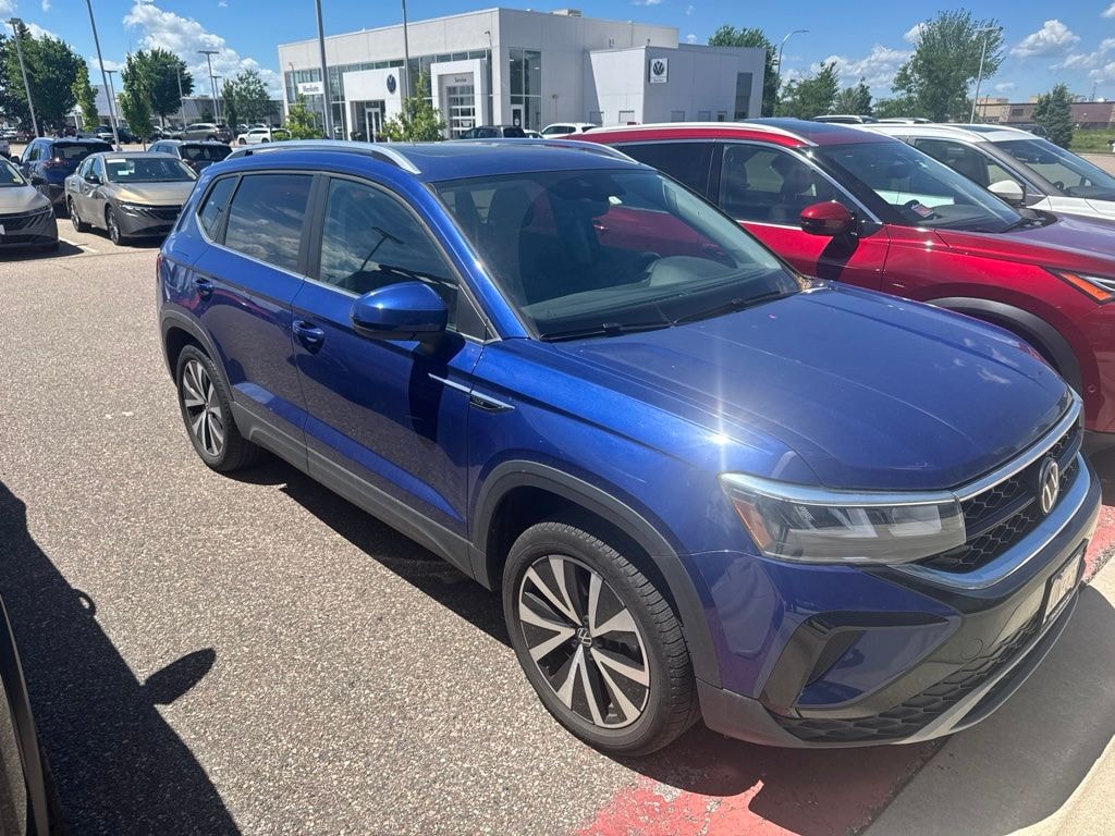 Used 2023 Volkswagen Taos 1.5T SE SUV