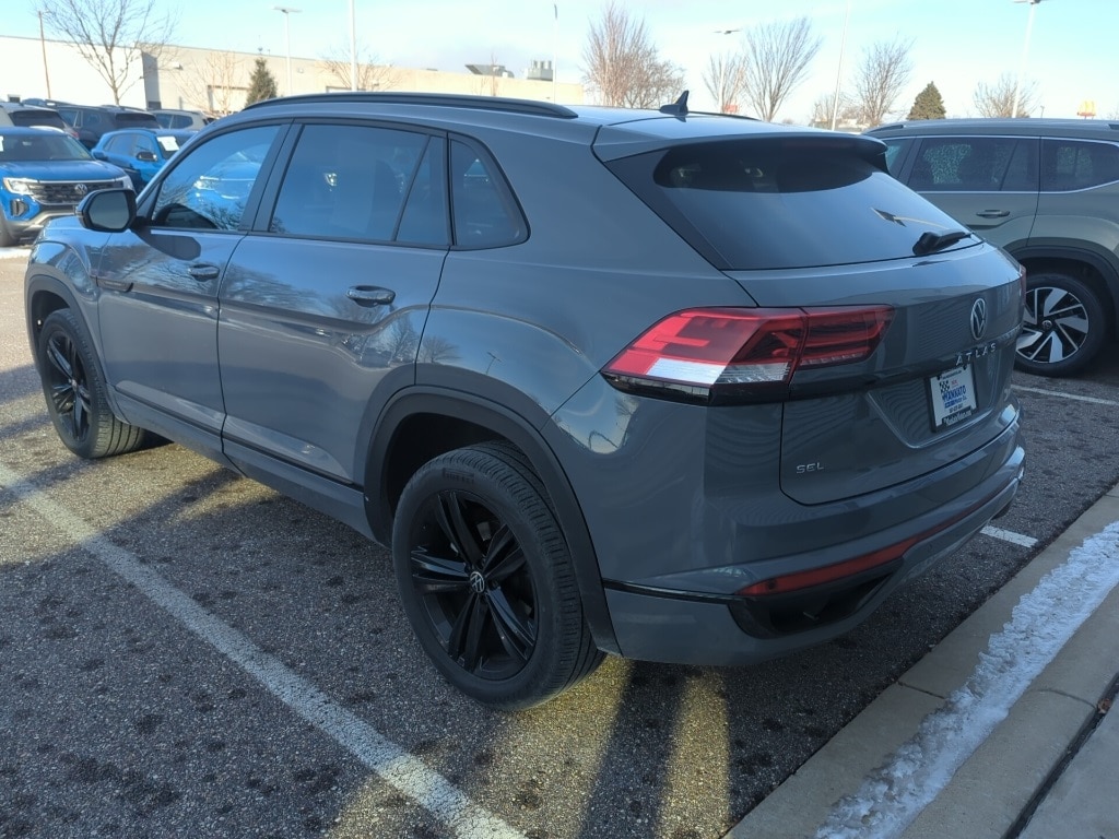 Used 2023 Volkswagen Atlas Cross Sport 2.0T SEL R-Line SUV