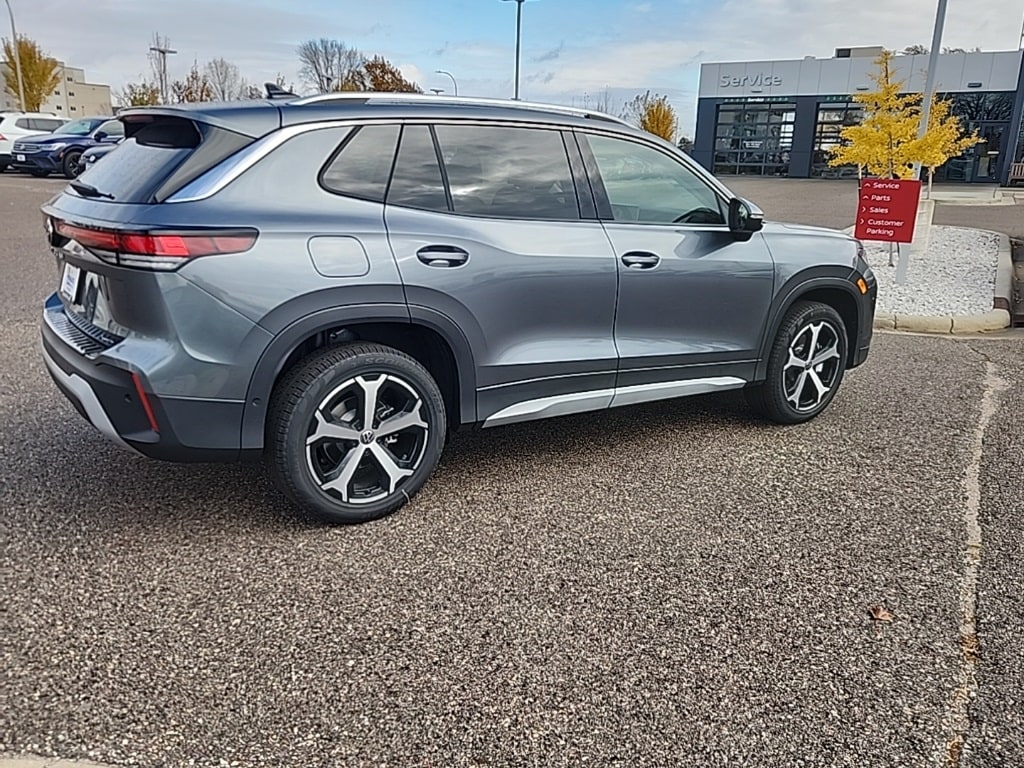 New 2026 Volkswagen Tiguan 2.0T SE SUV