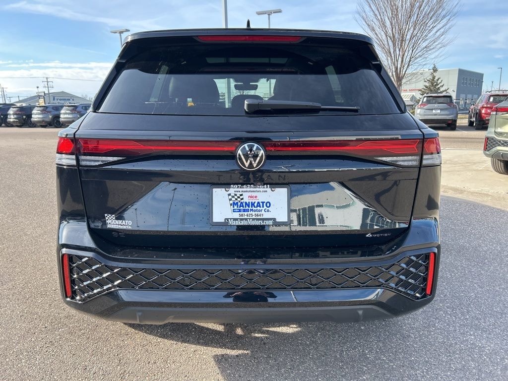 New 2026 Volkswagen Tiguan 2.0T SE R-Line Black SUV