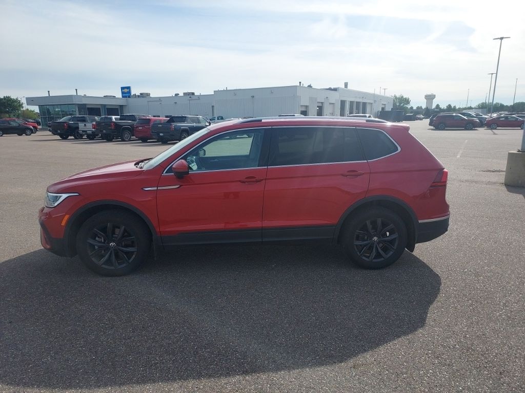 Certified 2024 Volkswagen Tiguan 2.0T SE SUV