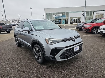 2025 Volkswagen Taos 1.5T SE SUV
