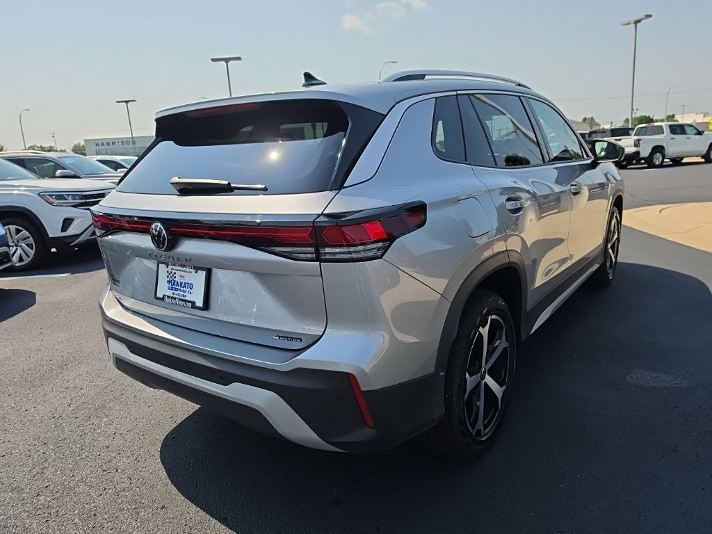 Certified 2025 Volkswagen Tiguan 2.0T SE SUV