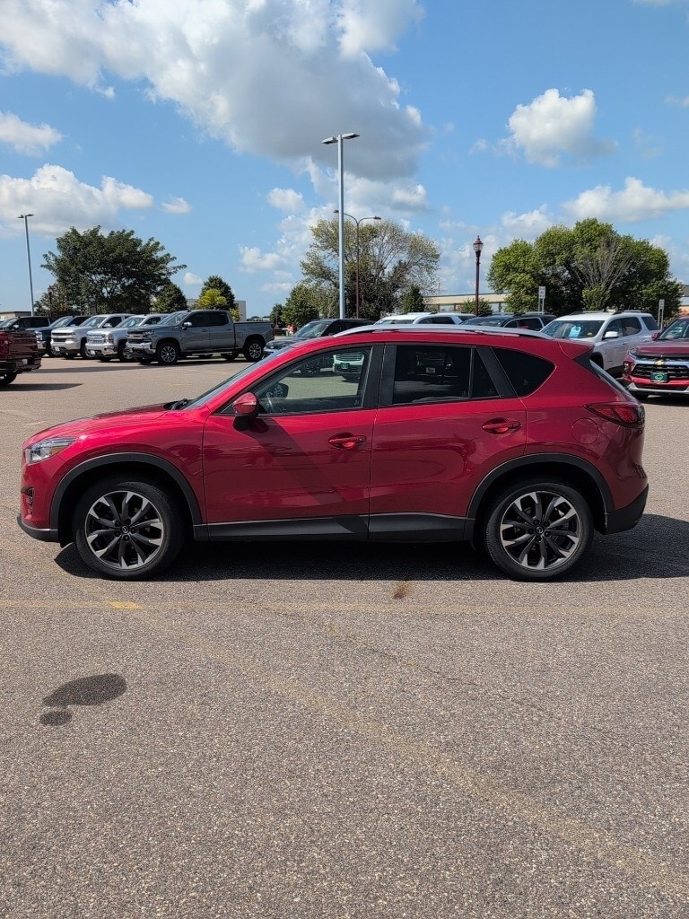 2016 Mazda CX-5 Grand Touring photo 2