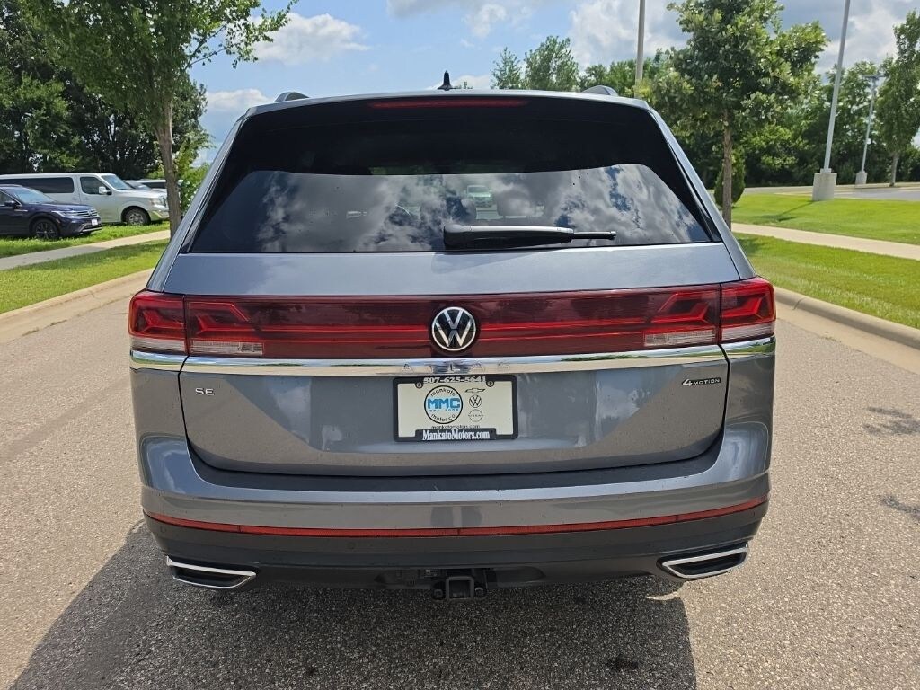 Used 2025 Volkswagen Atlas 2.0T SE w/Technology SUV