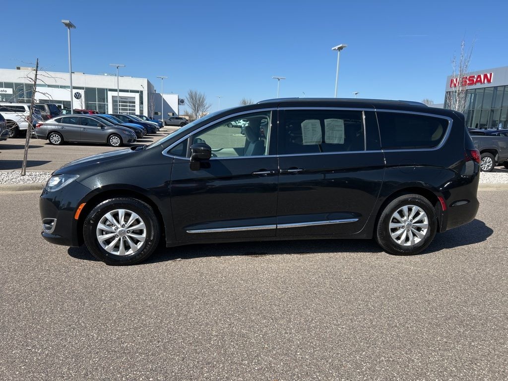 Used 2018 Chrysler Pacifica Touring L Plus Van