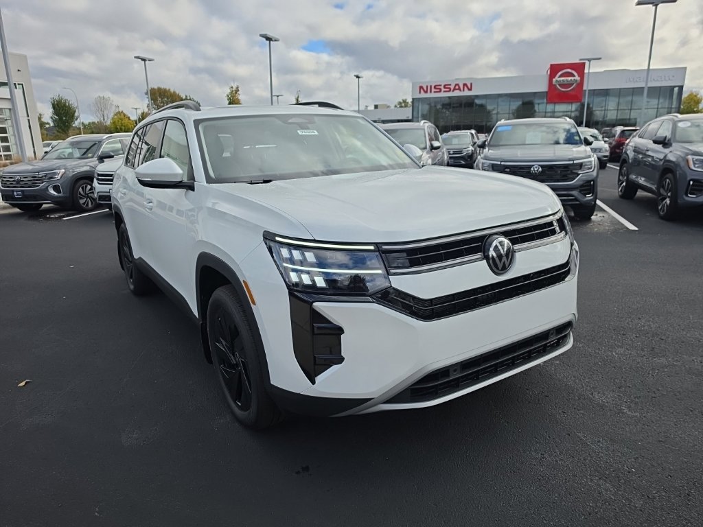 New 2027 Volkswagen Atlas SE w/Technology SUV