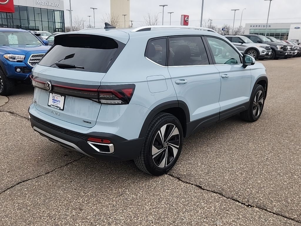 Certified 2025 Volkswagen Taos 1.5T SE SUV