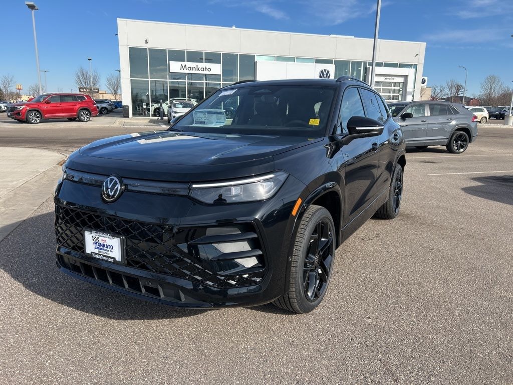 New 2026 Volkswagen Tiguan 2.0T SE R-Line Black SUV