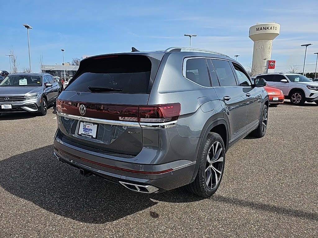 2025 Volkswagen Atlas SEL Premium R-Line photo 2