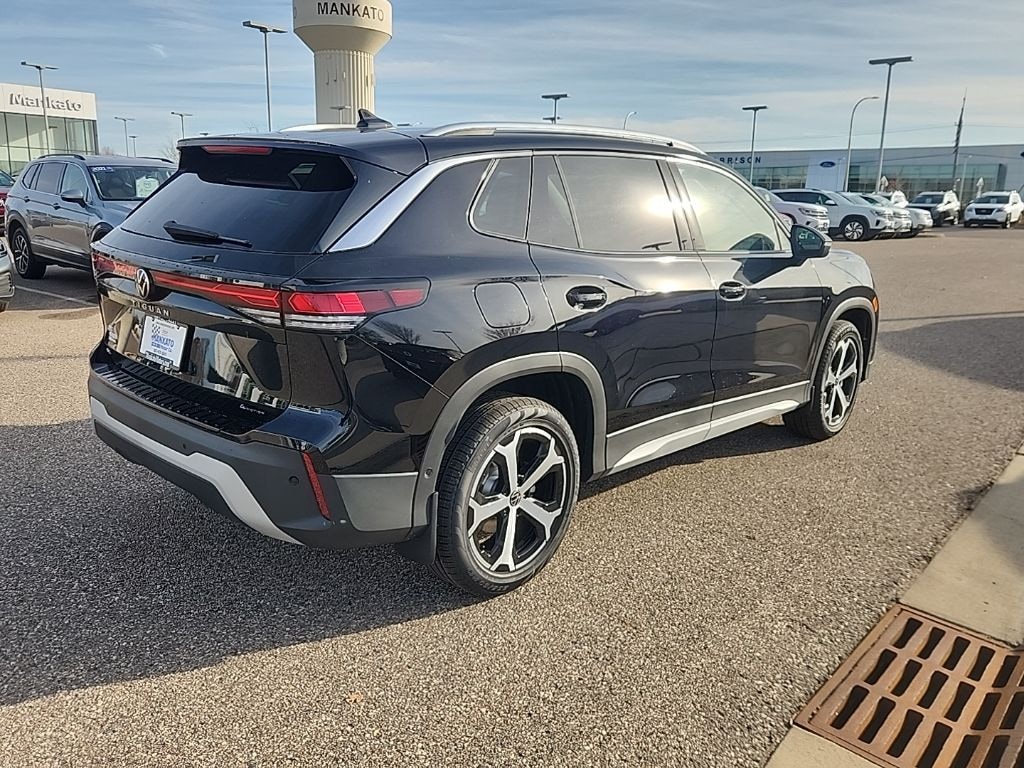 New 2026 Volkswagen Tiguan 2.0T SE SUV