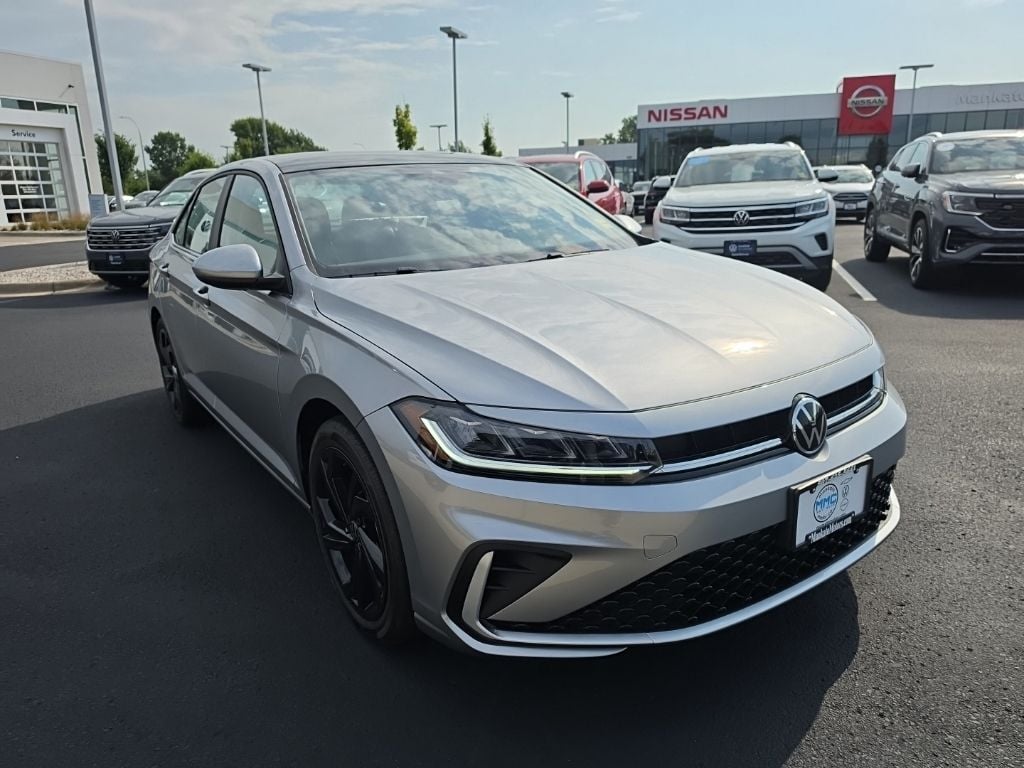 New 2026 Volkswagen Jetta 1.5T SE Sedan